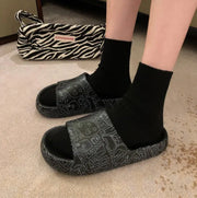 Non-Slip Thick-Soled Indoor Soft Bath Slippers